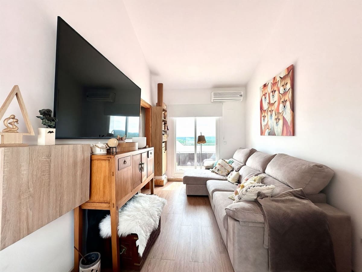 1 slaapkamer Penthouse te koop in Manilva met zwembad - € 169.000 (Ref: 9813013)