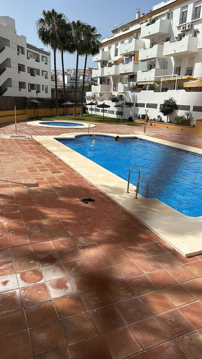1 slaapkamer Penthouse te koop in Manilva met zwembad - € 169.000 (Ref: 9813013)