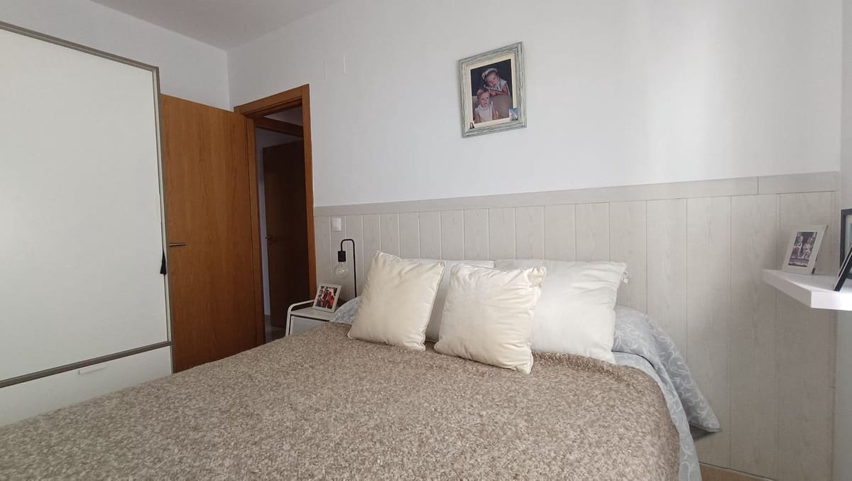 2 bedroom Apartment for sale in San Luis de Sabinillas with garage - € 255,000 (Ref: 9875538)