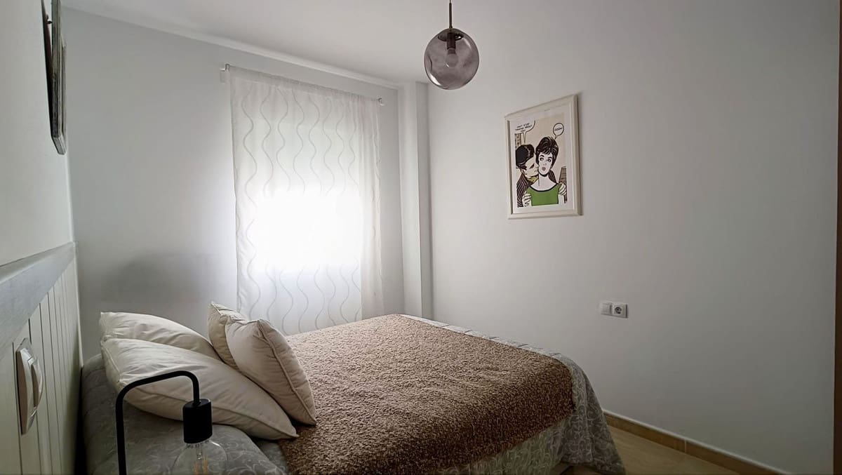 2 bedroom Apartment for sale in San Luis de Sabinillas with garage - € 255,000 (Ref: 9875538)