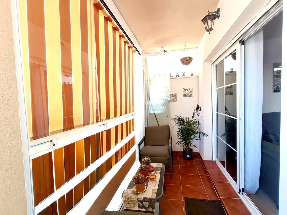2 bedroom Apartment for sale in San Luis de Sabinillas with garage - € 255,000 (Ref: 9875538)