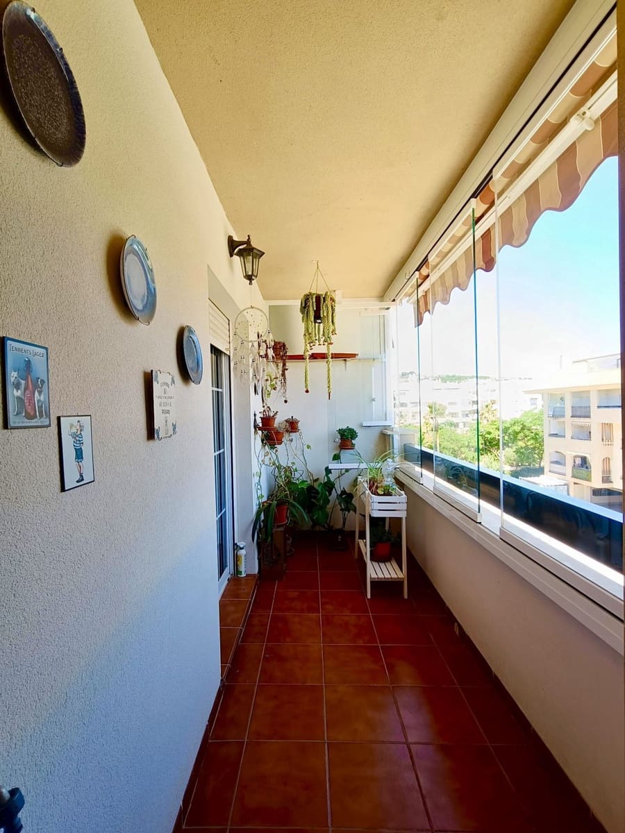 2 bedroom Apartment for sale in San Luis de Sabinillas with garage - € 255,000 (Ref: 9875538)