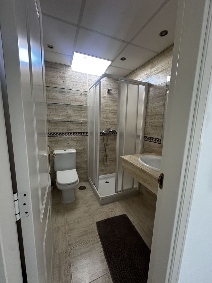2 slaapkamer Appartement te koop in Nueva Andalucia met zwembad - € 460.000 (Ref: 9875540)