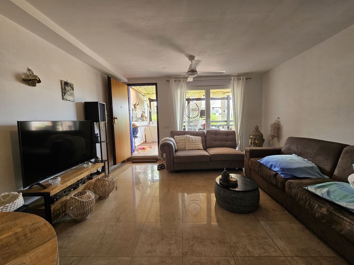 2 makuuhuone Huoneisto myytävänä paikassa Manilva - 249 000 € (Ref: 9956792)