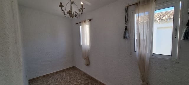 2 quarto Apartamento para venda em La Duquesa / Puerto de la Duquesa, Manilva com piscina - 159 000 € (Ref: 9964465)