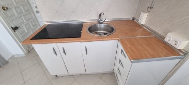 2 quarto Apartamento para venda em La Duquesa / Puerto de la Duquesa, Manilva com piscina - 159 000 € (Ref: 9964465)