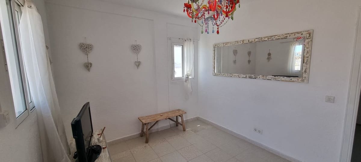 2 slaapkamer Appartement te koop in La Duquesa / Puerto de la Duquesa met zwembad - € 159.000 (Ref: 9964465)