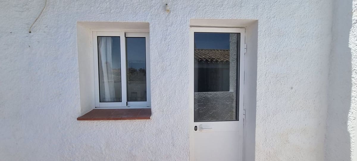 2 slaapkamer Appartement te koop in La Duquesa / Puerto de la Duquesa met zwembad - € 159.000 (Ref: 9964465)