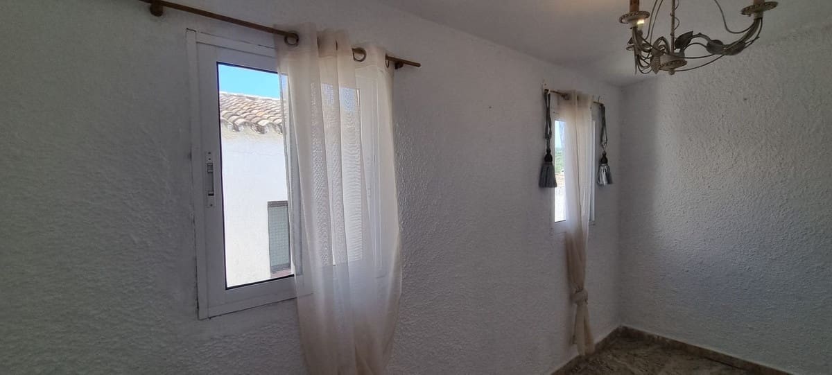 2 slaapkamer Appartement te koop in La Duquesa / Puerto de la Duquesa met zwembad - € 159.000 (Ref: 9964465)