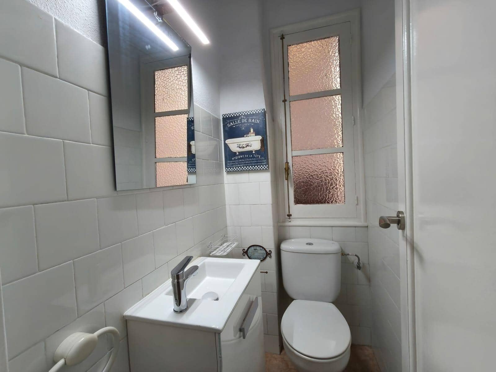 4 soveværelse Lejlighed til leje i Alicante by - € 375 (Ref: 10030774)