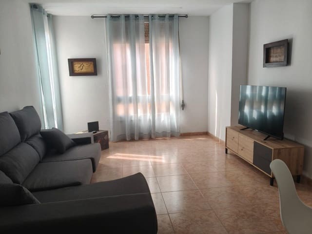 4 makuuhuone Huoneisto vuokrattavana paikassa Alicante kaupunki - 375 € (Ref: 10030774)