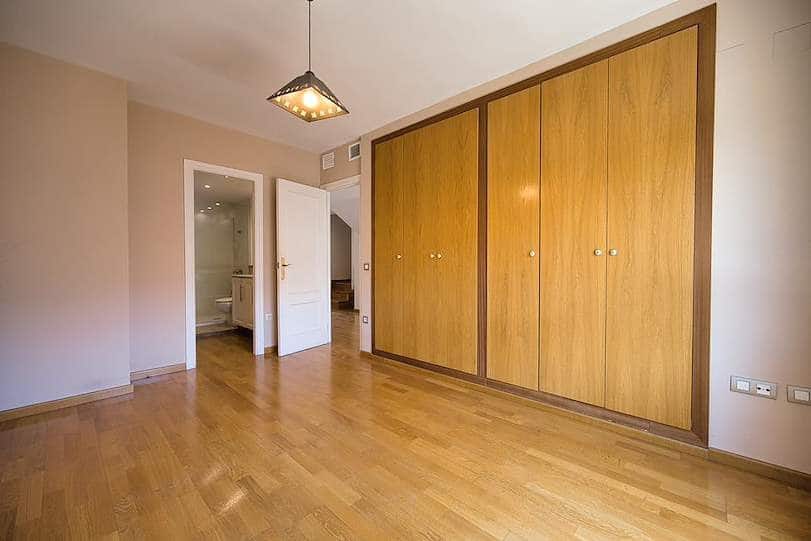4 quarto Penthouse para venda em Alicante cidade com piscina garagem - 425 000 € (Ref: 10030778)