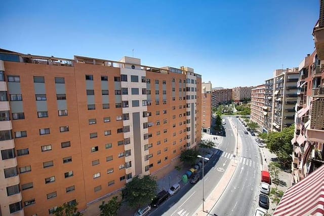 4 chambre Penthouse à vendre à Alicante ville avec piscine garage - 425 000 € (Ref: 10030778)