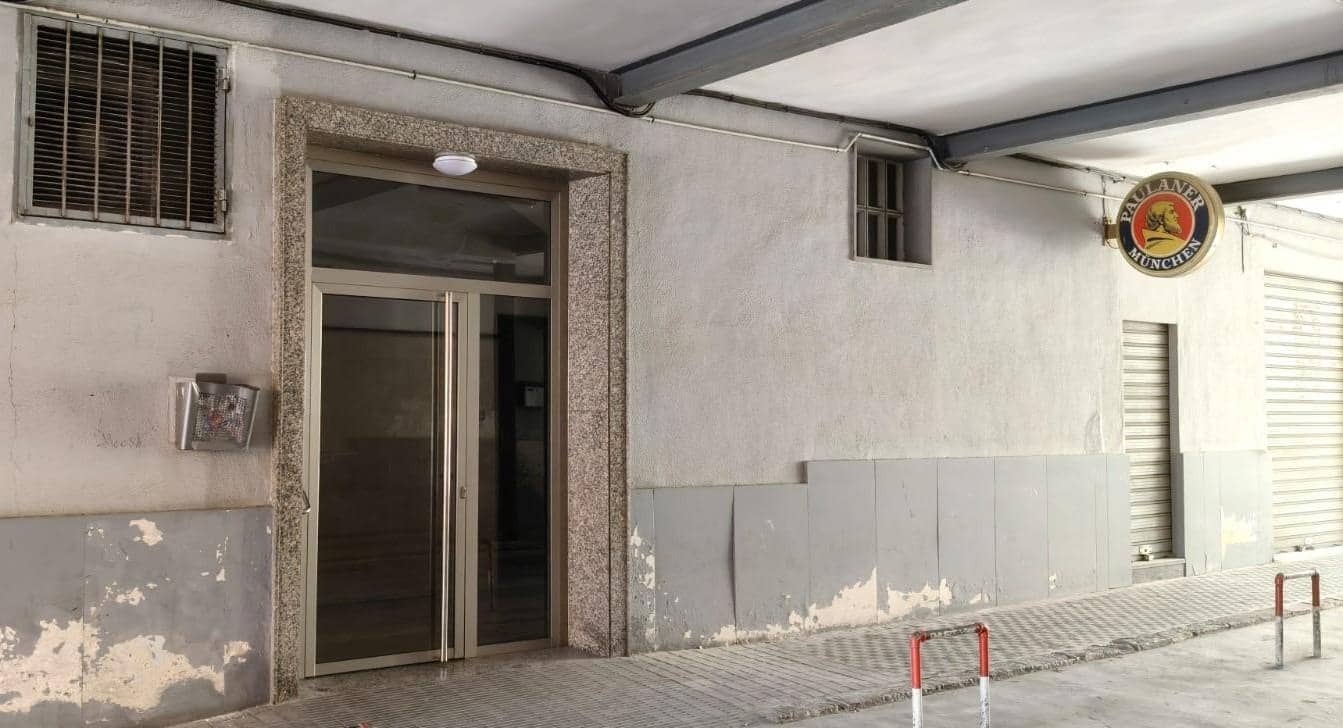 3 bedroom Flat for sale in Alcoy / Alcoi - € 110,000 (Ref: 10030779)