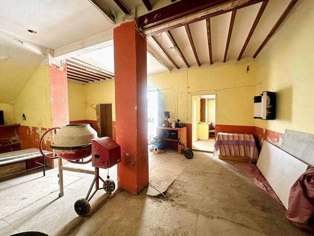 7 makuuhuone Omakotitalo myytävänä paikassa Caudete - 149 000 € (Ref: 10030782)