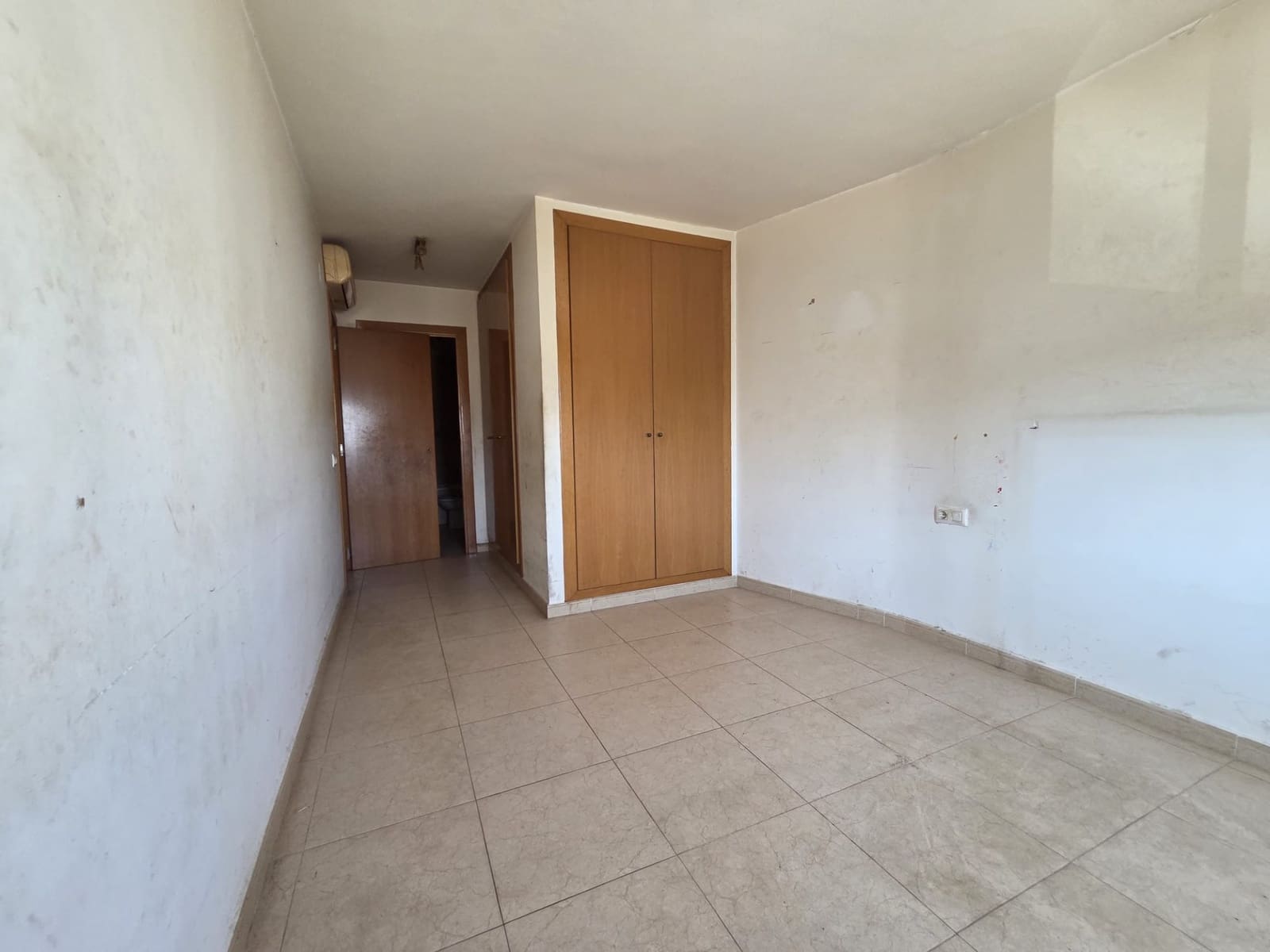 4 sypialnia Mieszkanie na sprzedaż w Ondara - 149 000 € (Ref: 10030785)