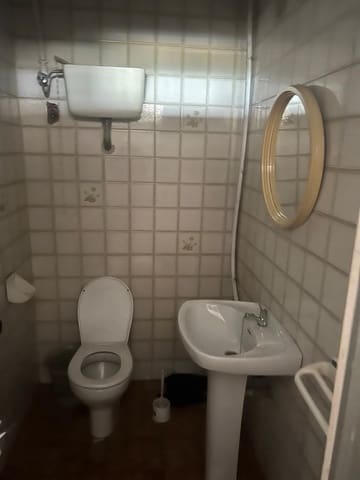 Kommersiell til salgs i El Campello med garasje - € 650 000 (Ref: 10030788)