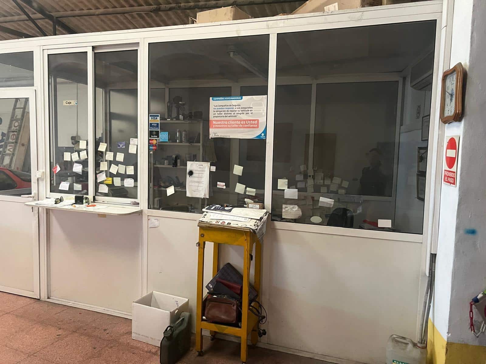 Commercial for sale in El Campello with garage - € 650,000 (Ref: 10030788)
