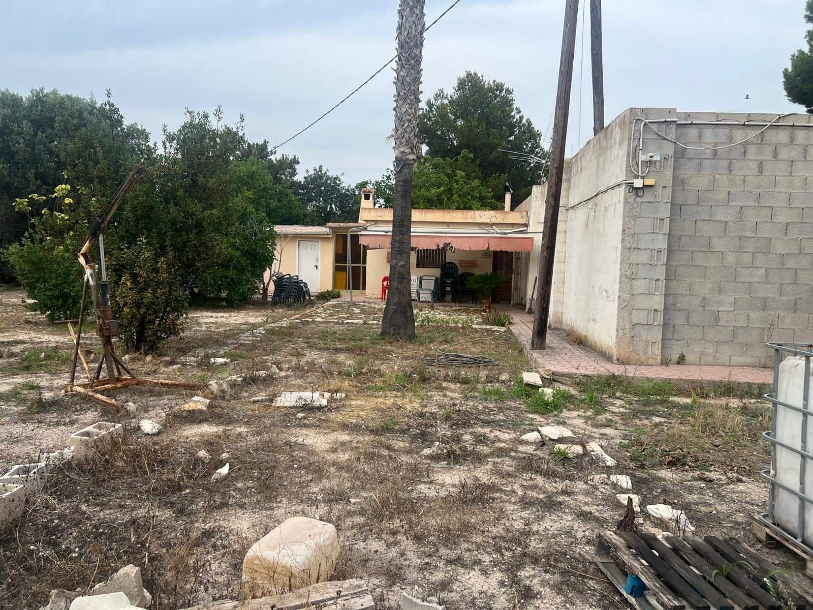 Commercial for sale in El Campello with garage - € 650,000 (Ref: 10030788)