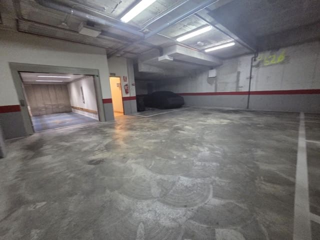 Garage zu verkaufen in Carolinas Bajas, Alicante / Alacant Stadt - 14.500 € (Ref: 10047448)