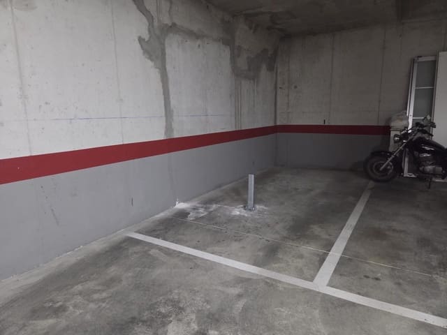 Garage zu verkaufen in Carolinas Bajas, Alicante / Alacant Stadt - 14.500 € (Ref: 10047448)