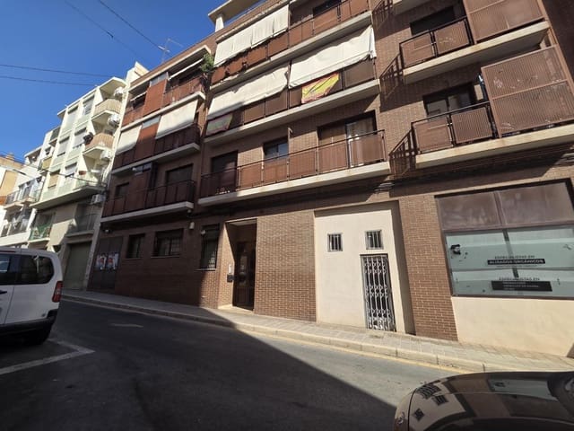 Garage zu verkaufen in Carolinas Bajas, Alicante / Alacant Stadt - 14.500 € (Ref: 10047448)