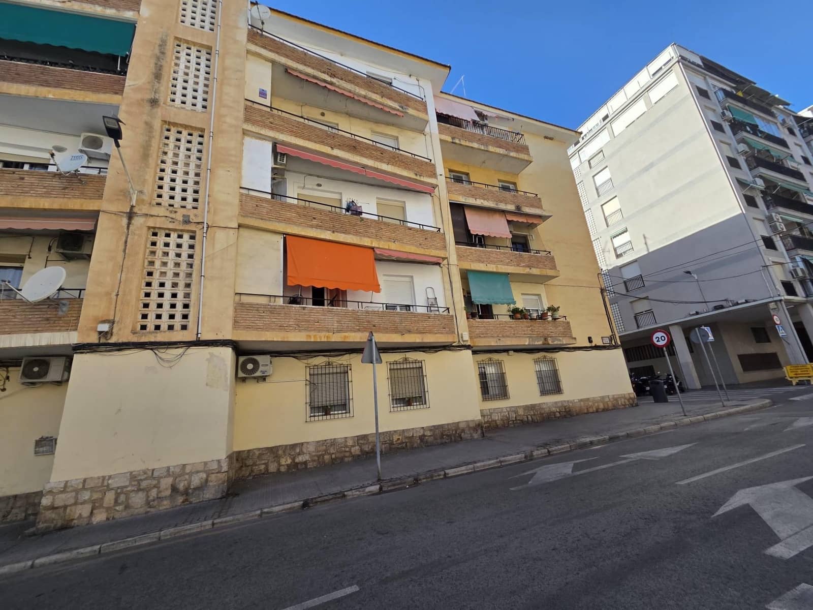 3 quarto Apartamento para venda em Benidorm - 150 000 € (Ref: 10102758)