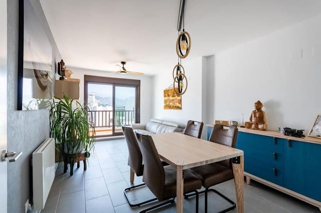 3 makuuhuone Asunto myytävänä paikassa Salobreña mukana uima-altaan - 379 000 € (Ref: 10034342)