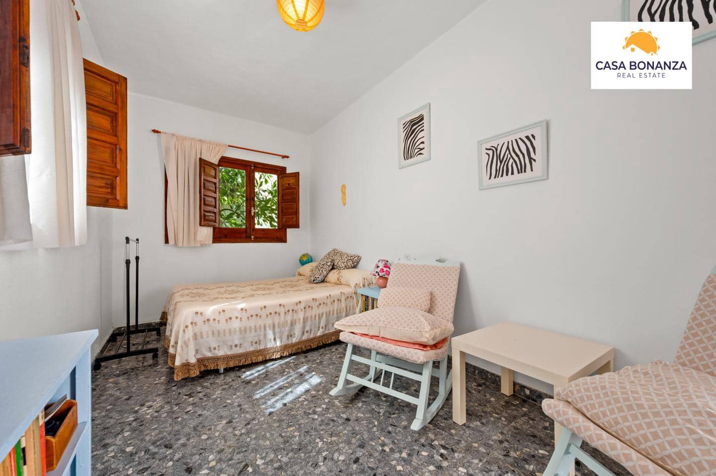 Chalet de 4 habitaciones en Jete en venta - 205.000 € (Ref: 10050465)