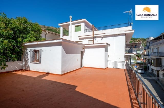 Chalet de 4 habitaciones en Jete en venta - 205.000 € (Ref: 10050465)