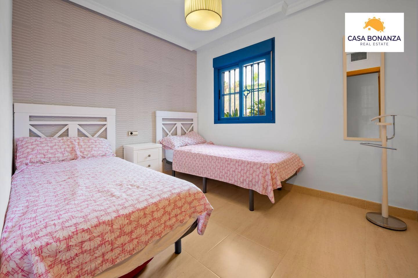 3 soverom Leilighet til salgs i Almunecar med svømmebasseng garasje - € 380 000 (Ref: 10062799)