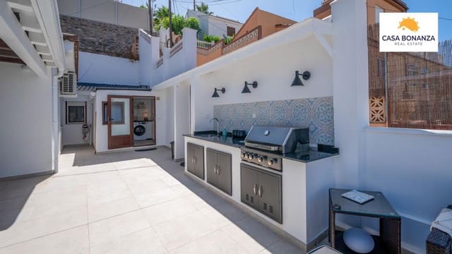 2 Zimmer Villa zu verkaufen in Almuñécar mit Pool Garage - 695.000 € (Ref: 10101303)