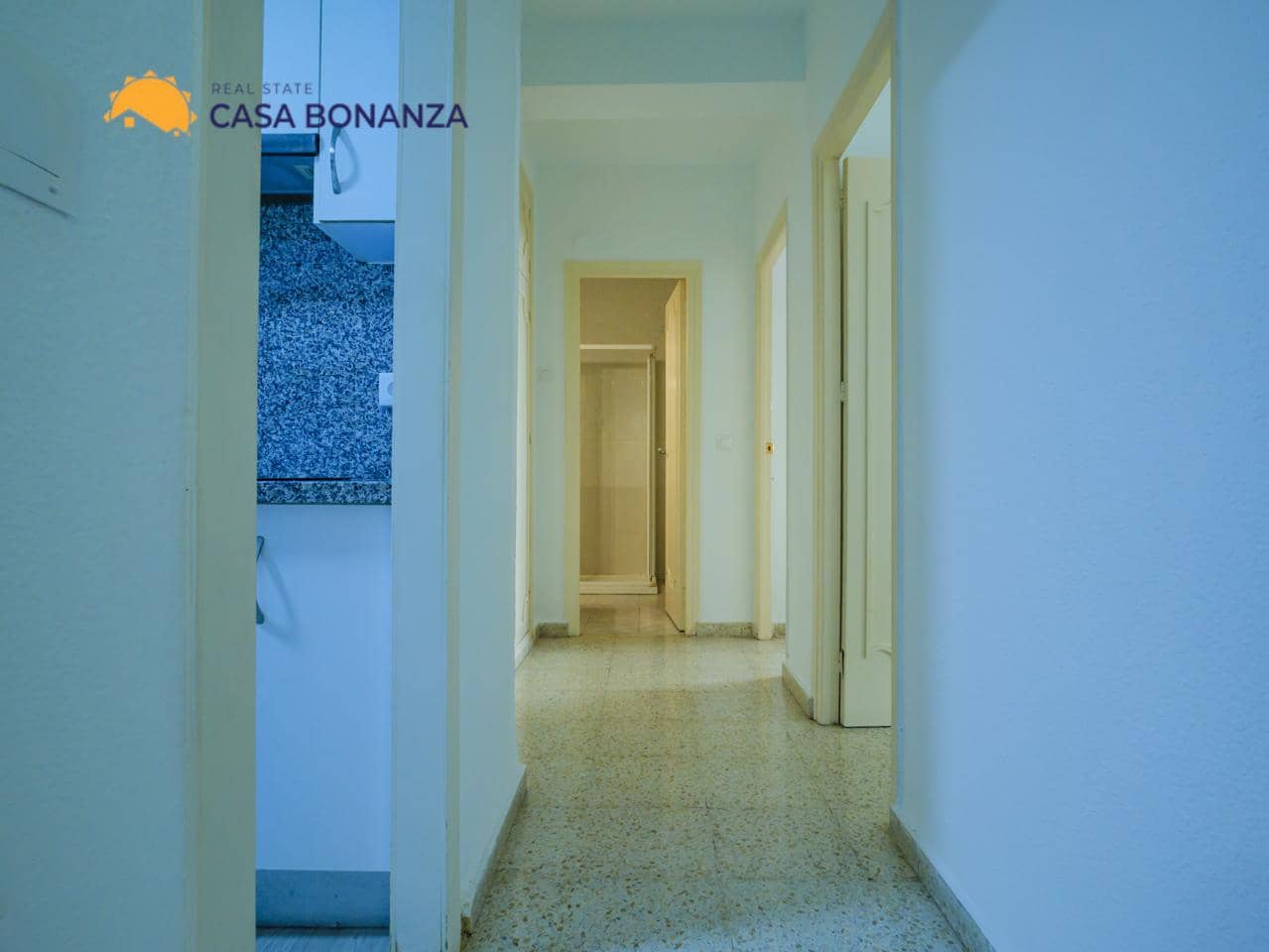 Piso de 3 habitaciones en Almuñécar en venta - 310.000 € (Ref: 10135158)