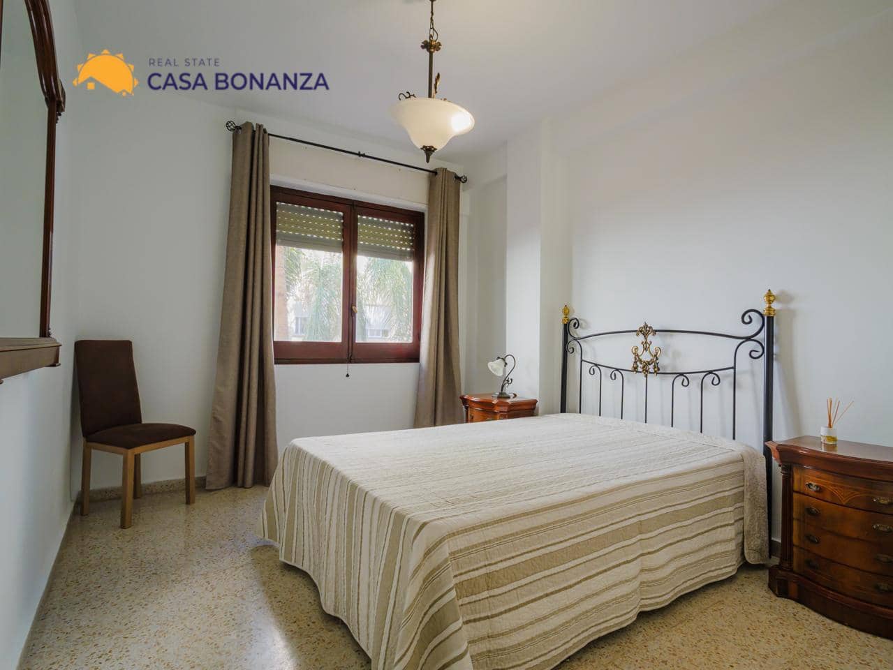 Piso de 3 habitaciones en Almuñécar en venta - 310.000 € (Ref: 10135158)