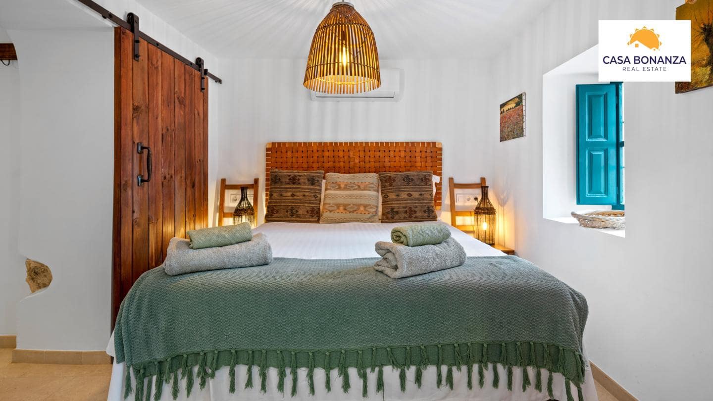 1 bedroom Villa for sale in Almunecar - € 235,000 (Ref: 10150443)