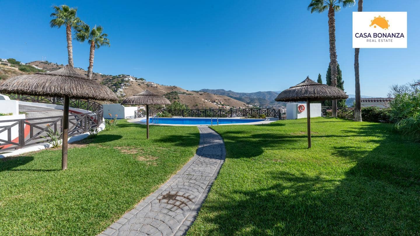 2 soveværelse Lejlighed til salg i Almunecar med swimmingpool garage - € 369.000 (Ref: 10181681)