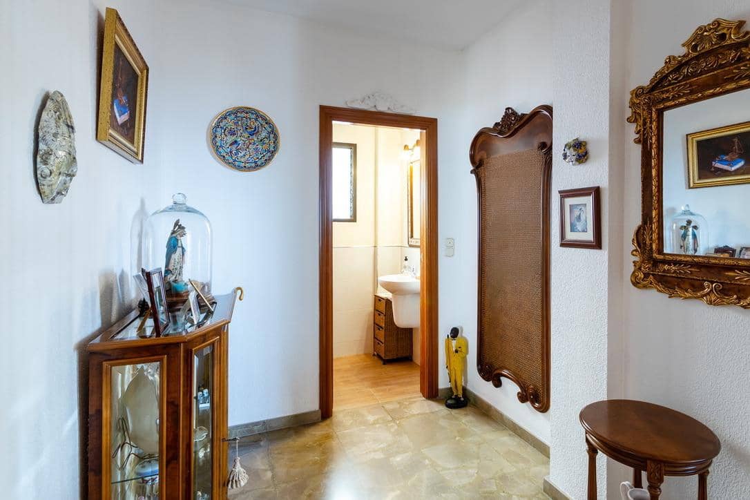 4 Zimmer Villa zu verkaufen in Almunecar mit Pool Garage - 795.000 € (Ref: 10183270)