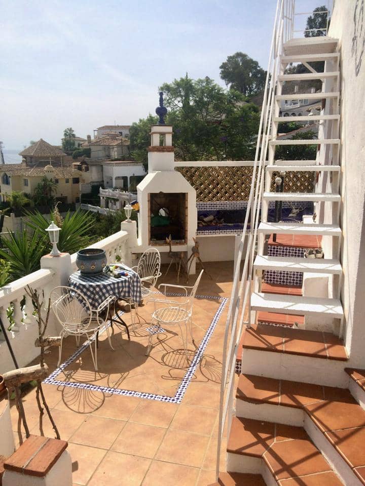 Chalet de 7 habitaciones en Almuñécar en venta con piscina - 595.000 € (Ref: 7469844)