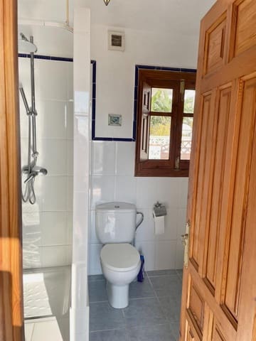 7 bedroom Villa for sale in Almuñécar with pool - € 595,000 (Ref: 7469844)