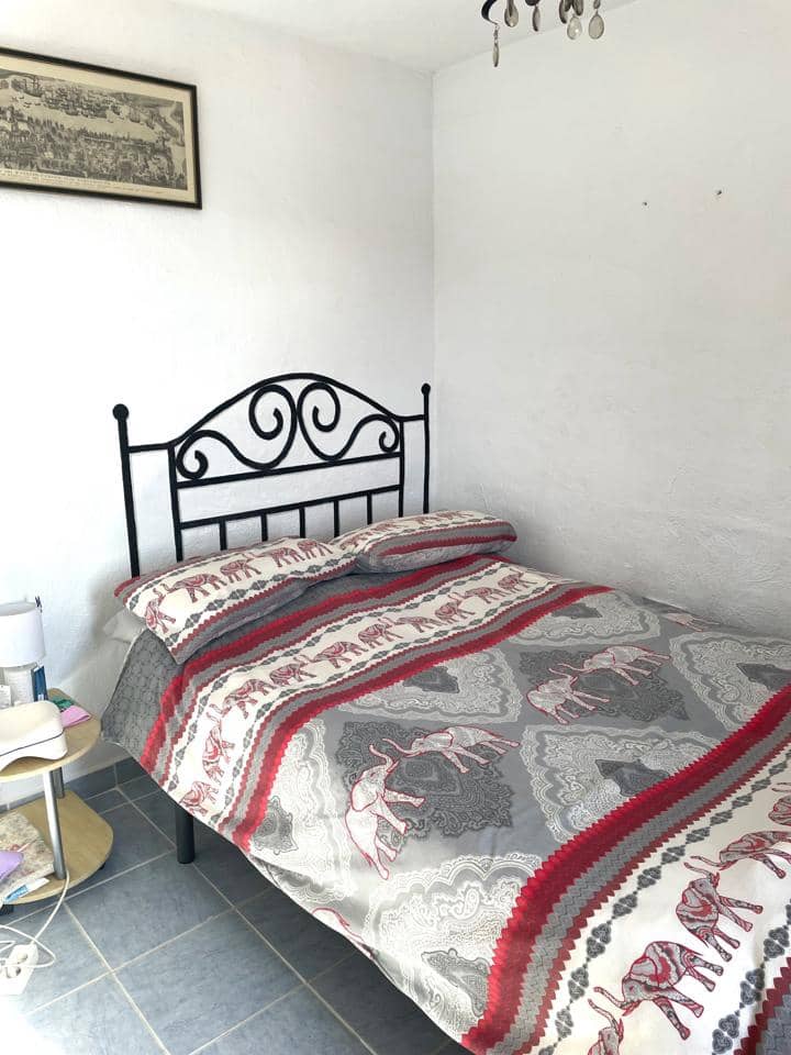 Chalet de 7 habitaciones en Almuñécar en venta con piscina - 595.000 € (Ref: 7469844)