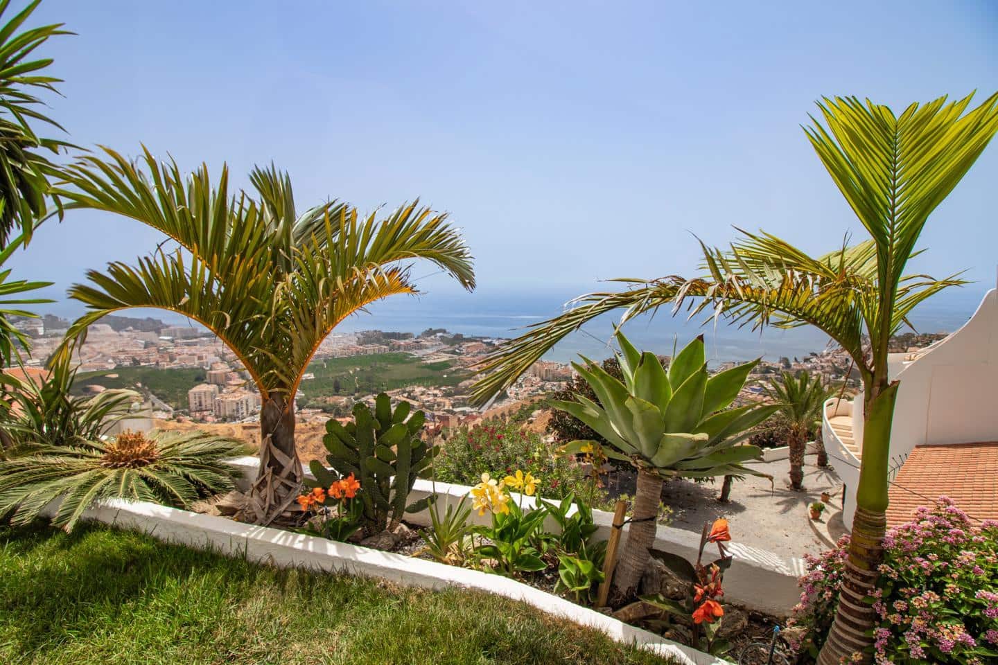 5 soverom Villa til salgs i Almunecar med svømmebasseng - € 945 000 (Ref: 8488184)