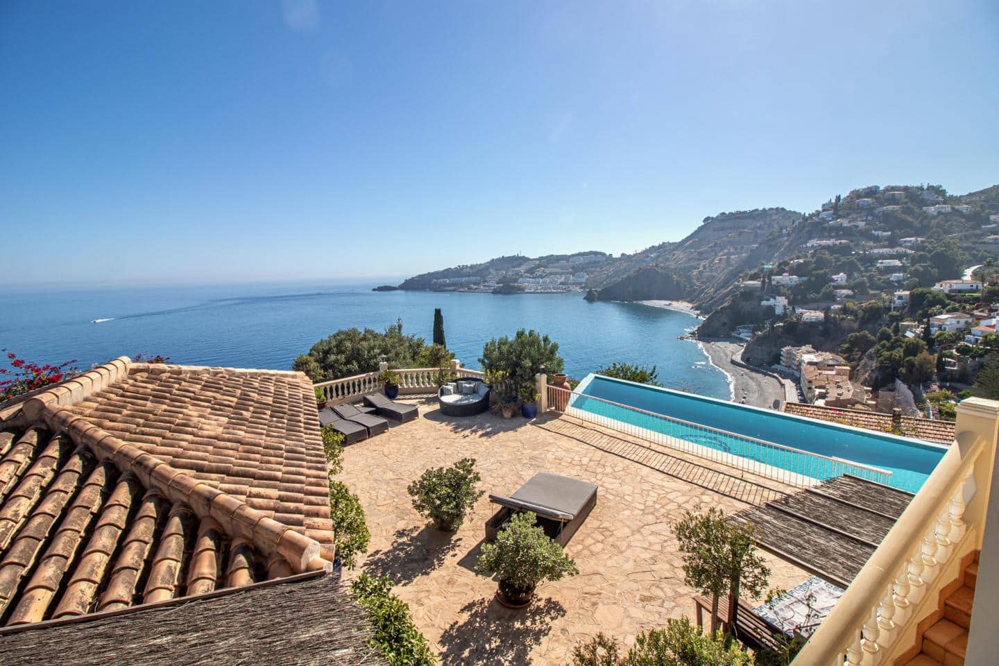 4 sovrum Villa till salu i Almunecar med pool - 2 700 000 € (Ref: 8499508)