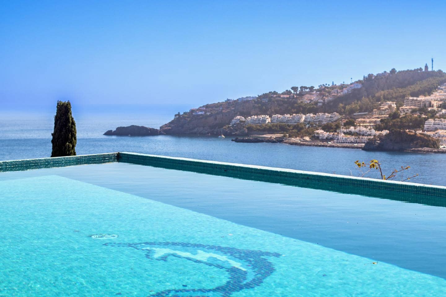 4 sovrum Villa till salu i Almunecar med pool - 2 700 000 € (Ref: 8499508)