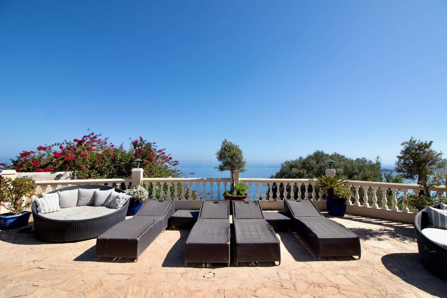 4 sovrum Villa till salu i Almunecar med pool - 2 700 000 € (Ref: 8499508)