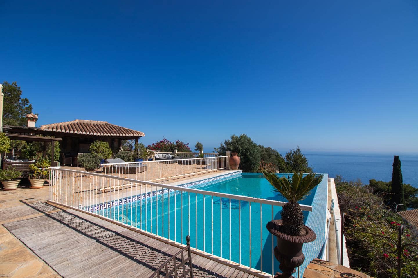 4 sovrum Villa till salu i Almunecar med pool - 2 700 000 € (Ref: 8499508)