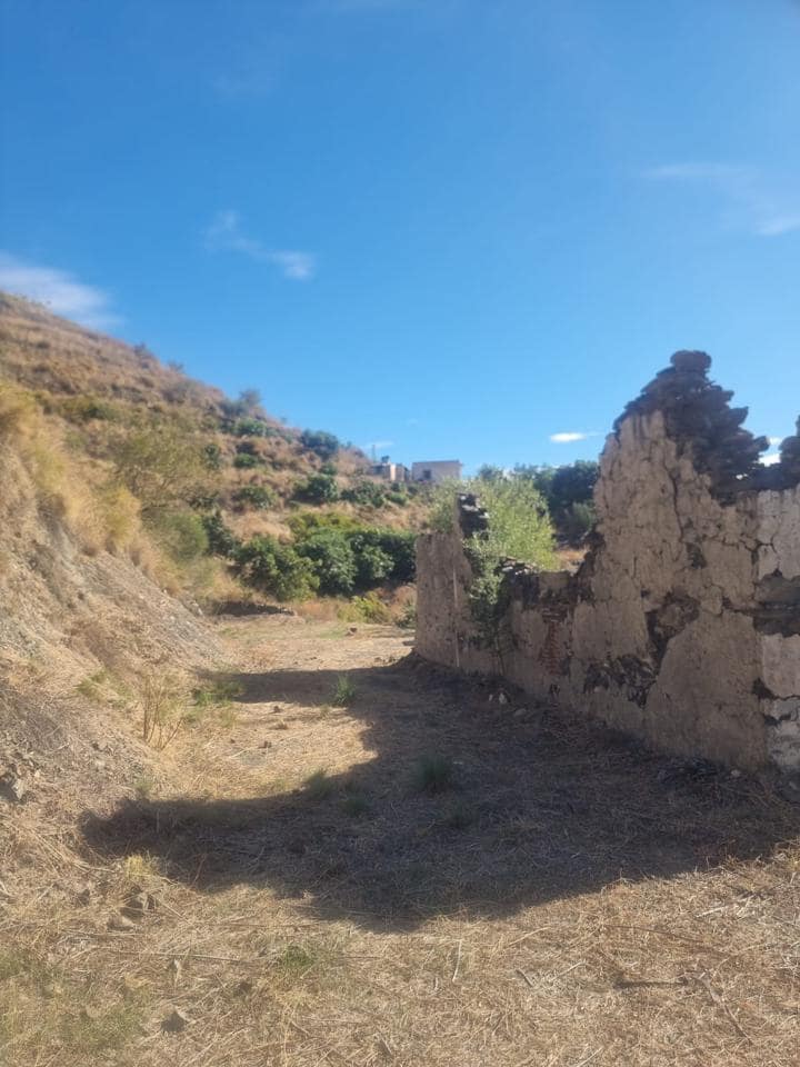 Ubebygd land til salgs i Almunecar - € 47 000 (Ref: 8604295)