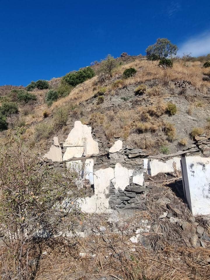 Ubebygd land til salgs i Almunecar - € 47 000 (Ref: 8604295)