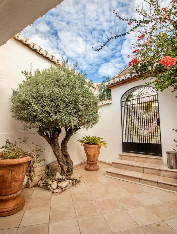 5 soverom Villa til salgs i Almunecar - € 890 000 (Ref: 8616412)