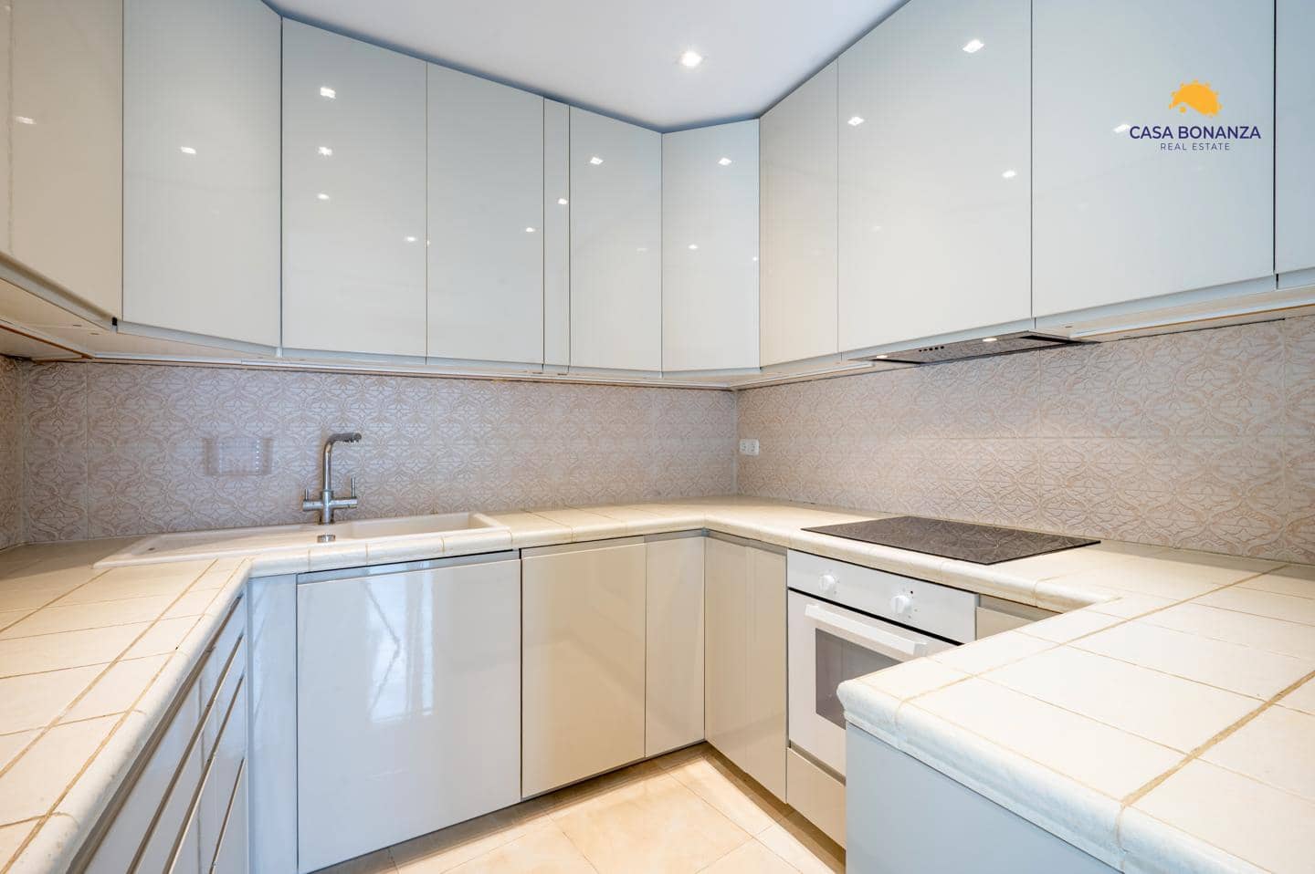 4 soverom Villa til salgs i Salobrena med svømmebasseng - € 749 000 (Ref: 8862008)