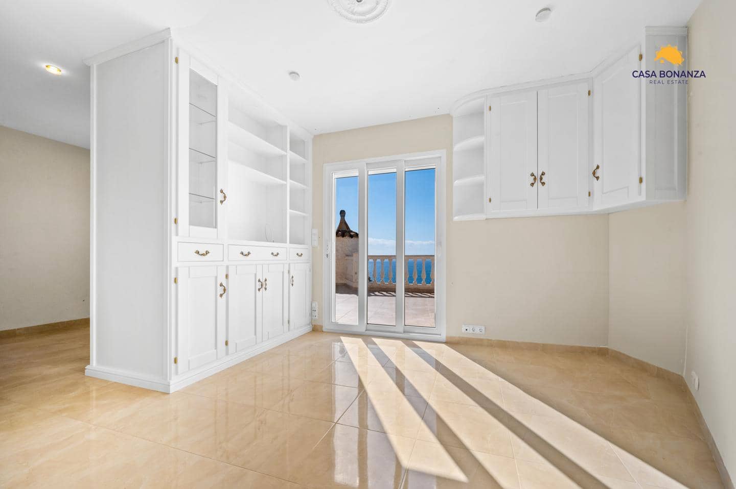 4 soverom Villa til salgs i Salobrena med svømmebasseng - € 749 000 (Ref: 8862008)